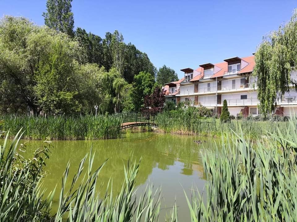 Cserke-Thermal Apartman Cserkeszőlő Bagian luar foto